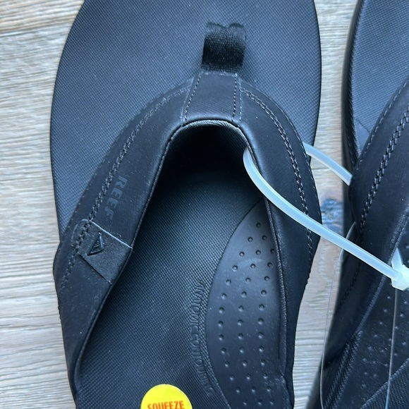 MEN’S REED FLIP FLOPS - Picture 4 of 4